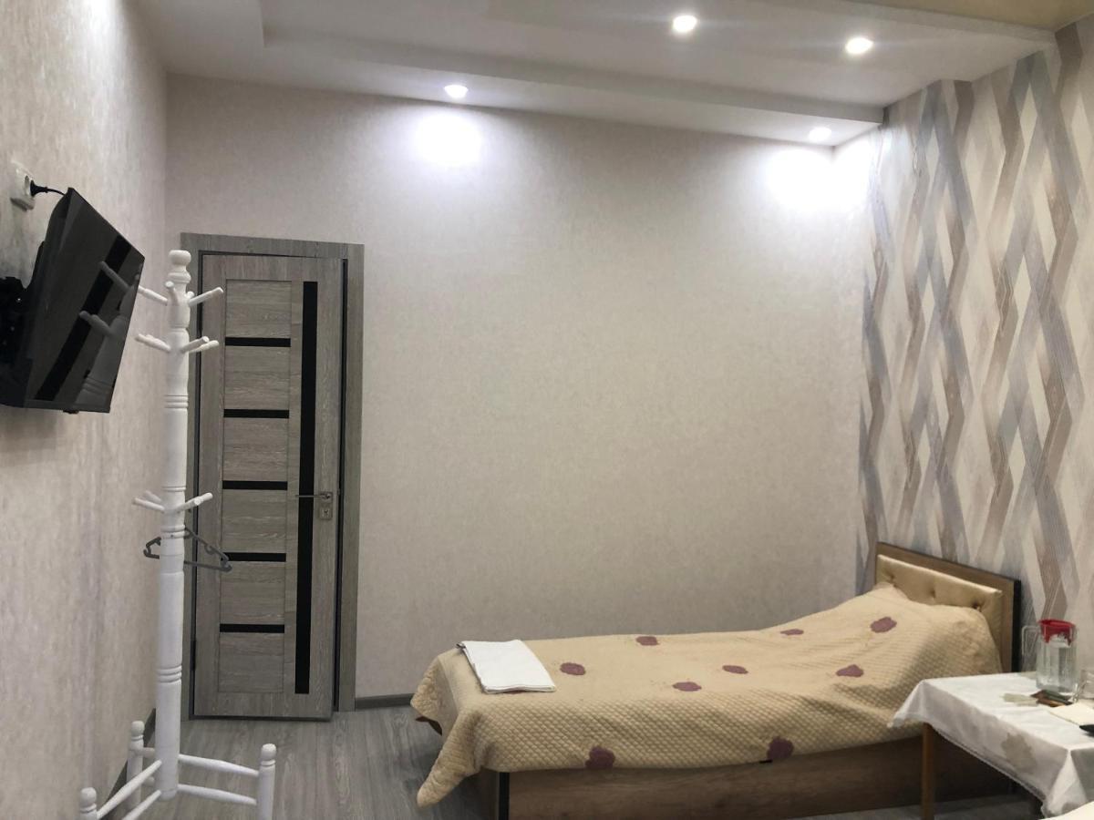 Дом Отель Бадамзар Taschkent Exterior foto