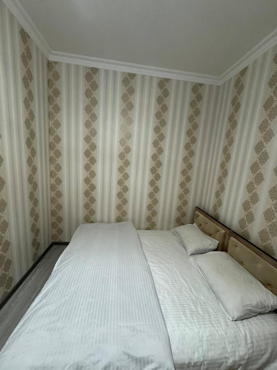 Дом Отель Бадамзар Taschkent Exterior foto