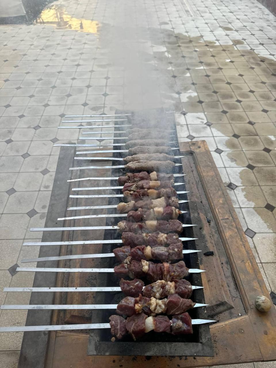 Дом Отель Бадамзар Taschkent Exterior foto
